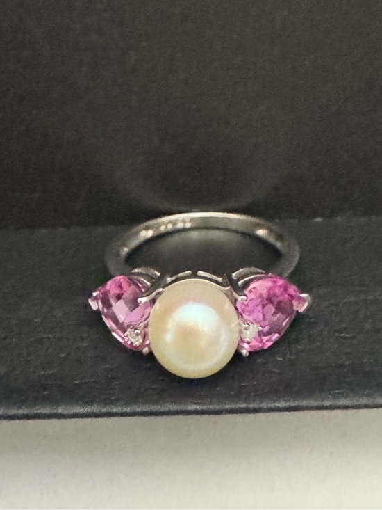 Jewelry - Fine jewelry 10k white gold sapphire and fresh water pearl SZ 7